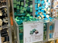 -VENCHI 闻绮(上海佛罗伦萨小镇店)
