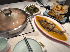 -黄记煌三汁焖锅(新佳丽江汉路店)