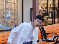 -王府井奥莱临潼小镇(临潼店)