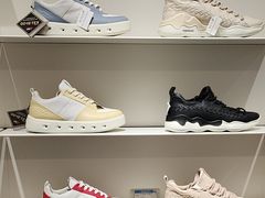 -阳光世纪奥特莱斯店