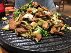 老北京炙子烤肉-天和晟新京菜.水煮鱼.湘土菜(国展店)