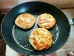 -清真吴记门钉肉饼·喜多利