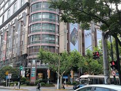 -梅龙镇广场