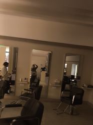 -Mentor Hair Salon
