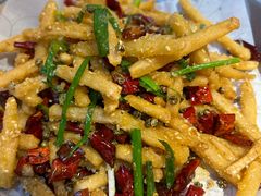 -巴厘龙虾·榜首油焖大虾(音乐学院·沿江酒馆店)