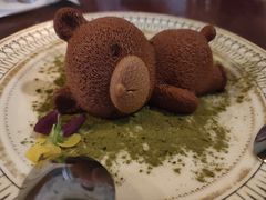 趴趴熊巧克力蛋糕-斯比特花园西餐厅(东方商厦店)