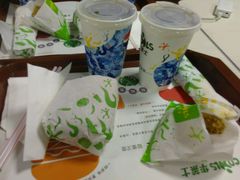 -华莱士·全鸡汉堡(湛江新华店)