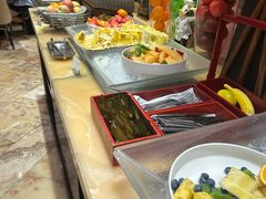 -上海皇廷花园酒店·西餐厅·自助餐