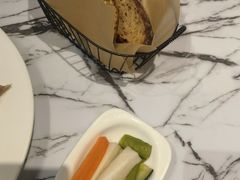 面包前菜-TAMATI(巴黎贝甜韩式西餐厅店)