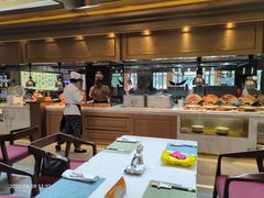 -舜耕山庄四时万和自助餐厅