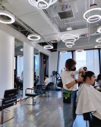 -ON STAR SALON