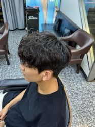 -藤野造型专业烫染接发