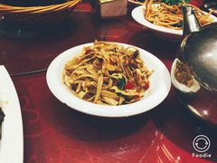 -董厨煨汤馆(车站路店)