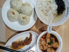 -凤起龙游老面包子(凯德晶品店)