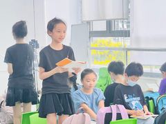 -蓝话筒·少儿成人演讲口才·主持朗诵·戏剧表演(大华第一坊店)