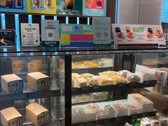 面包甜点陈列柜-星巴克(深圳香港大学深圳医院店)