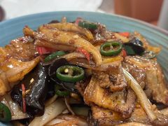 爆炒回锅肉-湘臻