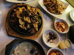 -长寿参鸡汤(朝韩风情街店)
