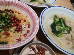 -遇见小面(东方宝泰店)