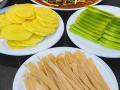 -蛙兔鸡自贡风味·特色江湖菜(广都店)