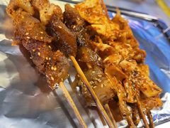 -烤满分·东北烧烤(首经贸店)