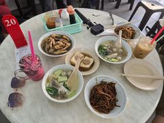 -金沙园生肉面(Jalan Pantai)