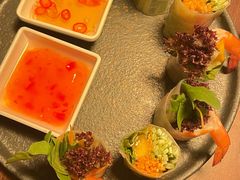 越南传统生包鲜虾春卷-来龙里 精致 东南亚餐室(万象城店)