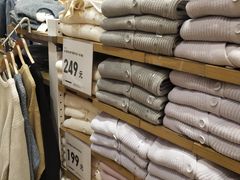 -优衣库(太原茂业天地店)