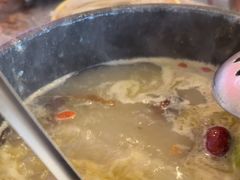 -鲁朗纳麦石锅鸡庄园