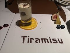 -窗外西餐厅(普罗理想国店)