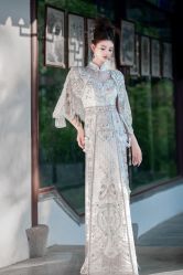 -艾米丽婚纱礼服