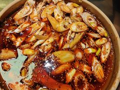 -土砂锅生态山庄·非遗砂锅雅鱼