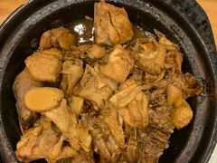 黄焖土鸡煲-悠悠美食