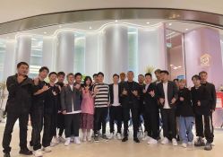 点击看大图 -鼎极摄影(世纪金源店)