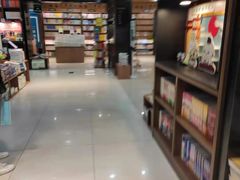-新华书店(沙坪坝书城店)
