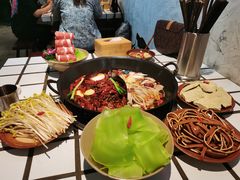 -贰回巷火锅馆(钟楼店)