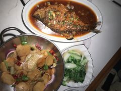 -小凤庭·地道湖北菜武昌鱼·藕汤(38年黄鹤楼店)