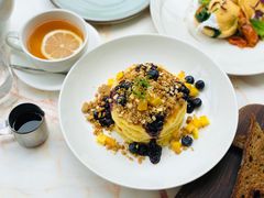 芒果蓝莓松饼-城市露台景观餐厅(淮海路店)