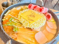 -WOW LUCKY创意韩料(龙阳广场店)