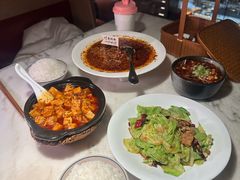 -初蓉丨遇见新川菜(亲贤街荣耀店)