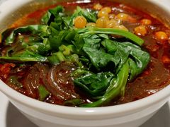 重庆地地道道的酸辣粉-雲蜀龙阁·金牌水煮鱼(方庄店)