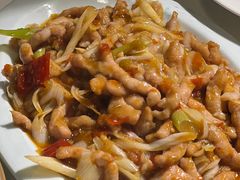 鱼香肉丝-付掌柜在成都·热炒砂锅集(金禾店)