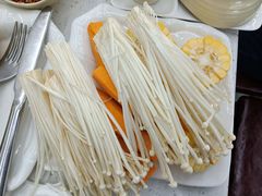 -牛知府云南菌汤鲜牛肉火锅(肖家湾店)