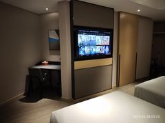 -珠海拱北富华里环宇城亚朵酒店