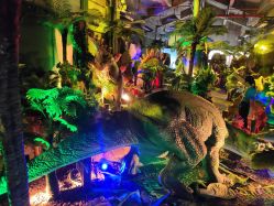 -恐龙探索乐园(磁器口店)