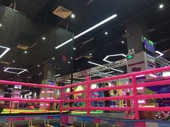 -酷跳蹦床主题公园(万胜广场店)