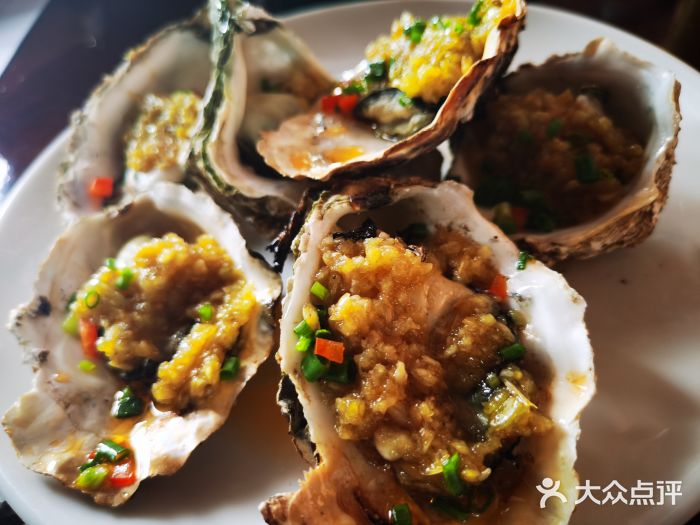 荣誉国际酒店-云顶旋转餐厅烤生蚝图片