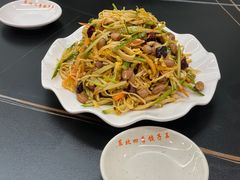 -东北四季饺子王(华山路店)