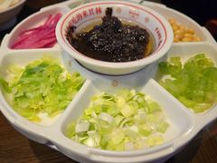 老北京炸酱面-方砖厂69号炸酱面·烤鸭(前门鲜鱼口店)