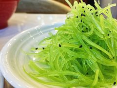 爽口青笋丝-客临百思德·东北特色馆(龙湖时代天街店)
